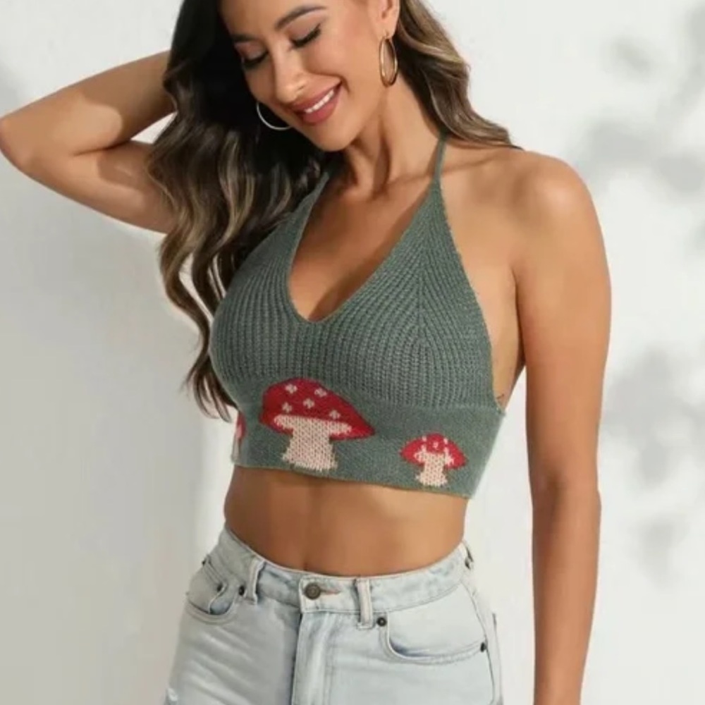 Mushroom Halter Top, Casual V Neck Slim Sleeveless Top fits like a medium